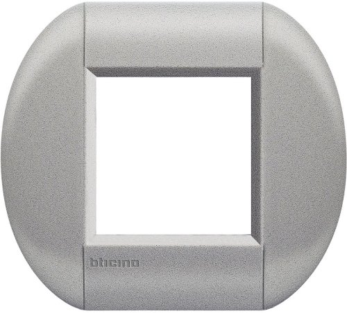 Рамка овальная Legrand BTicino LivingLight 2 мод Кордова  картинка